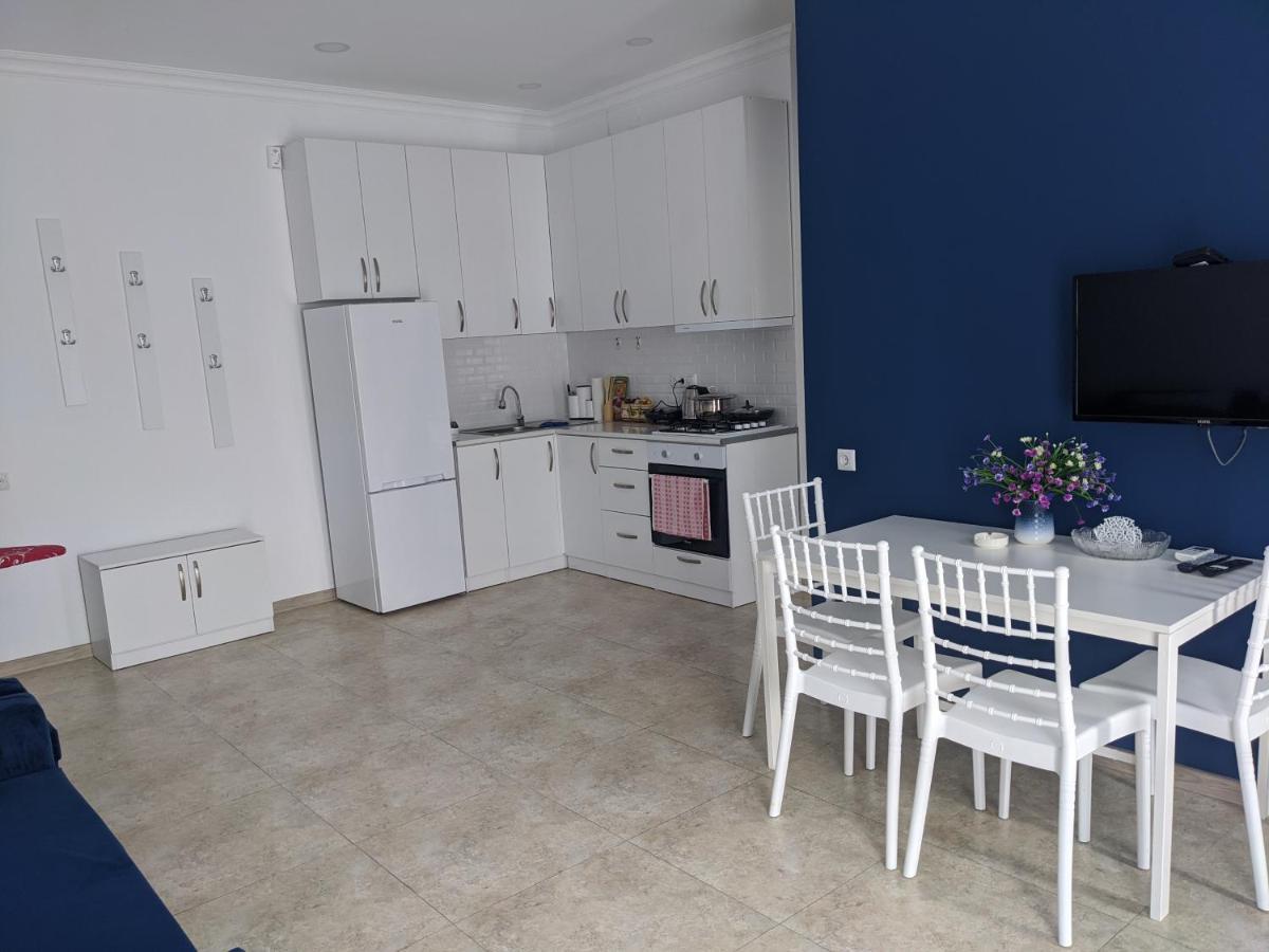 Blue Apartment Гоніо Екстер'єр фото